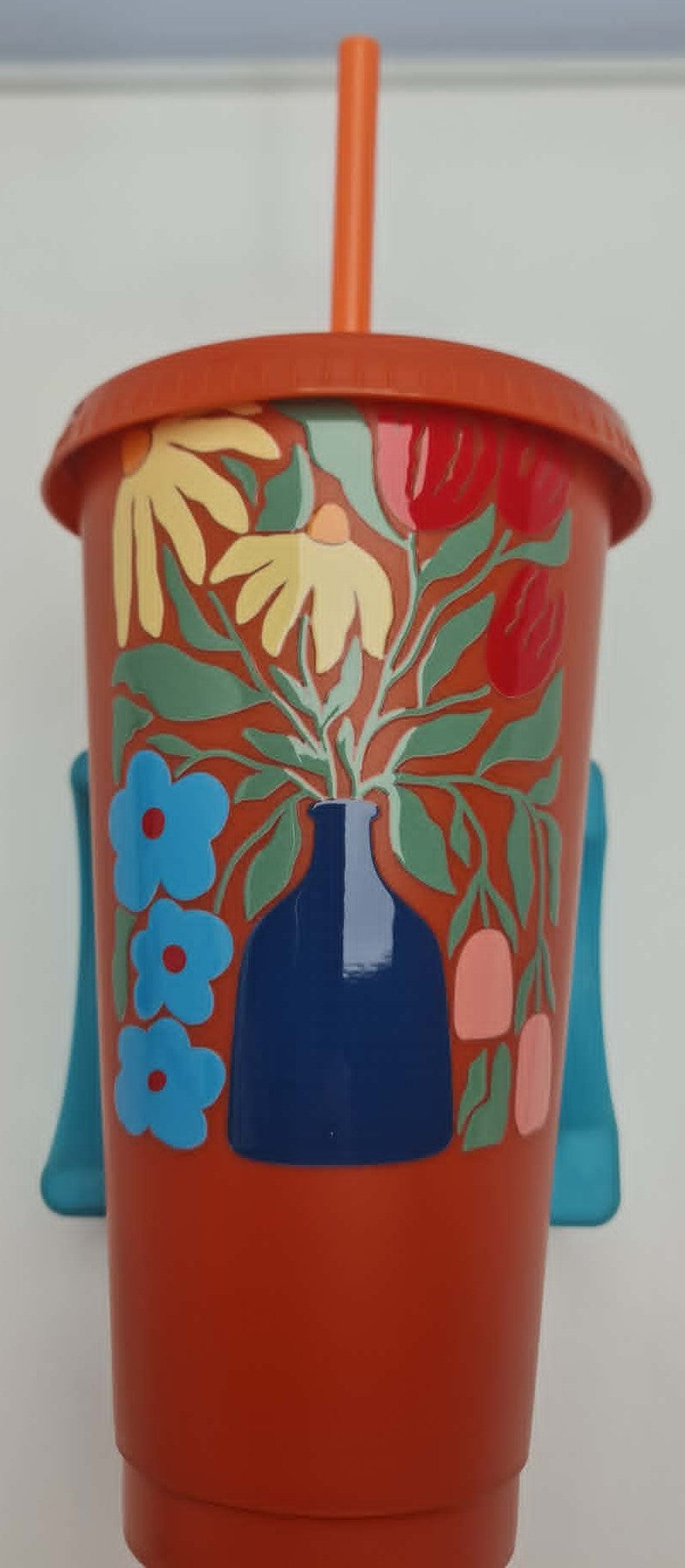 24oz Plastic Cup Orange with  Flower  Secure Lid & Secure Straw BPA Free
